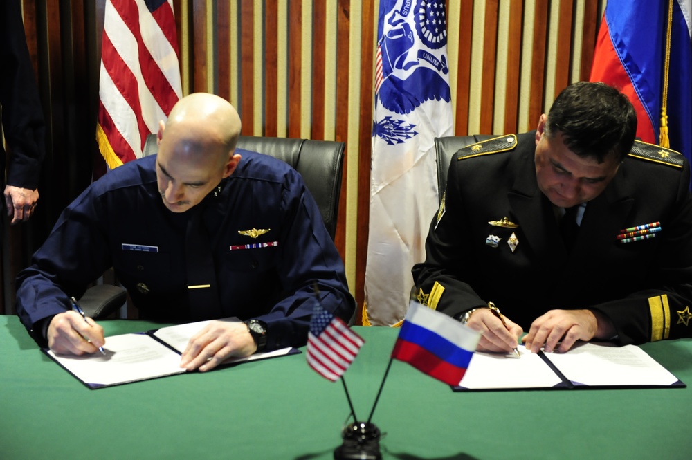 US Coast Guard and the Kamchatka Border Guard Directorate of the Federal Security Service of the Russian Federation sign a joint agency protocol document