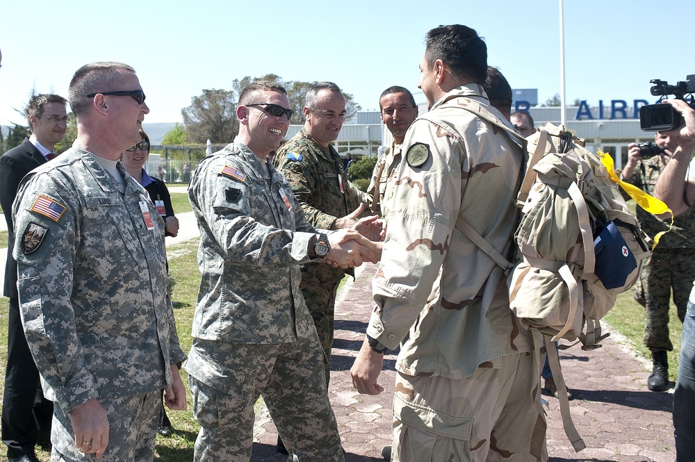 NATO HQ Sarajevo commander meets AFBiH returning deployers