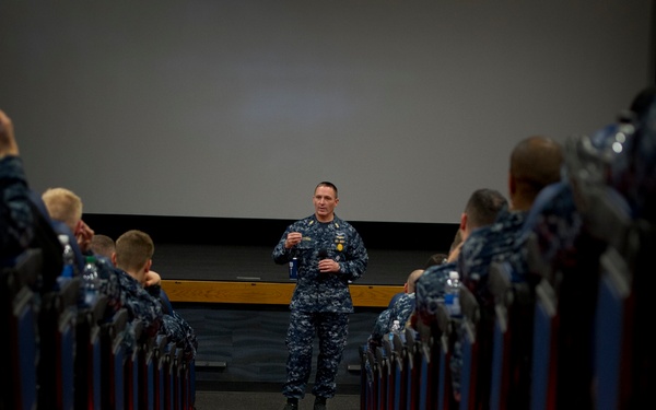 MCPON visits sailors in Wash.