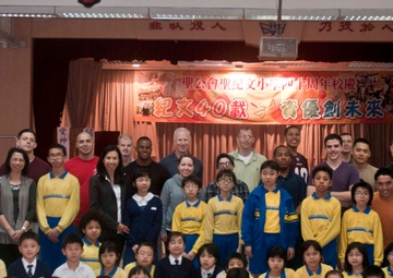 Marines, sailors visit local Chinese children at school