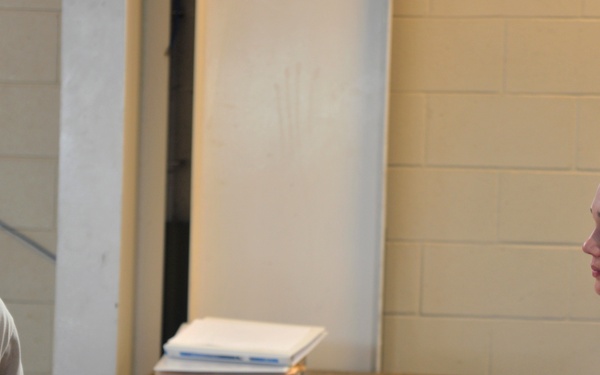 364th QM Company moves parts at SSA