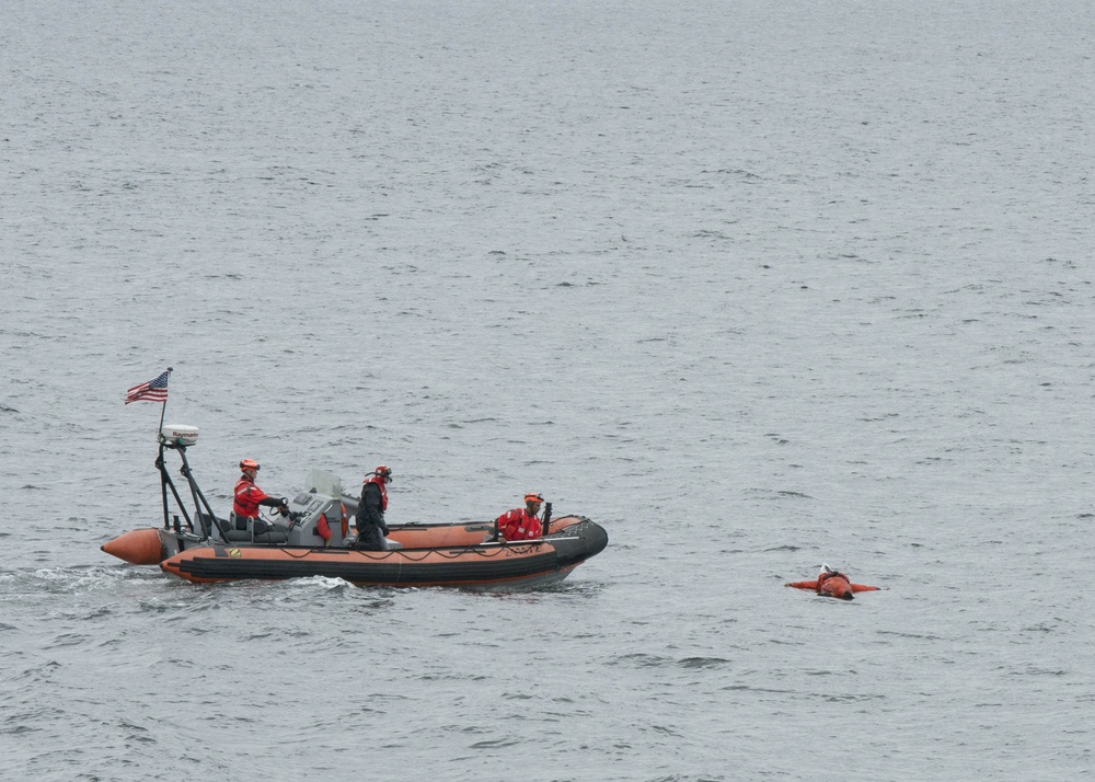 Polar Star training: Man overboard