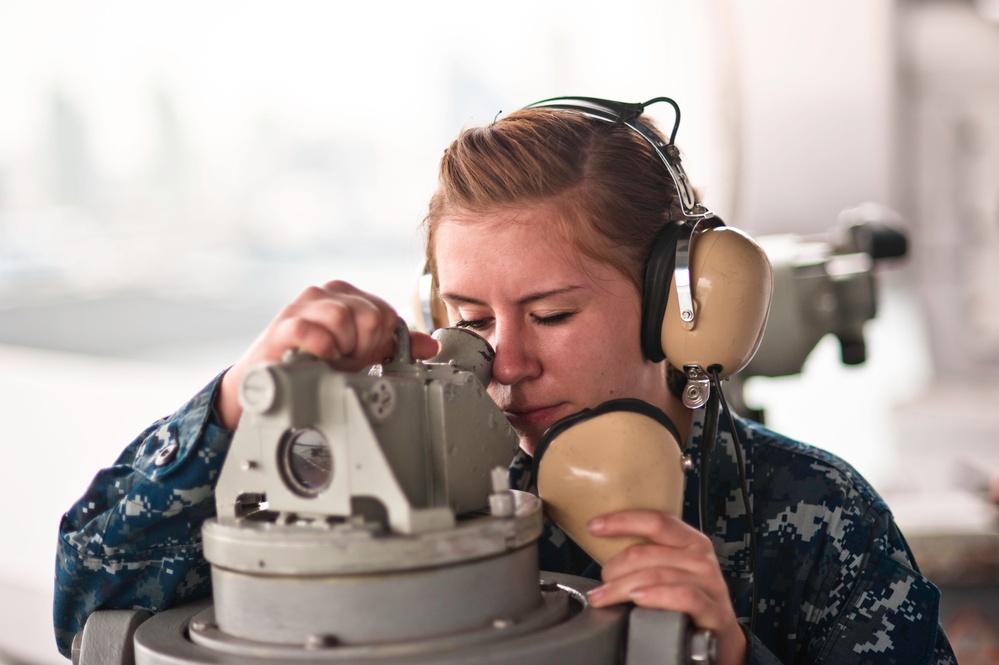 Alidade usage aboard Stennis