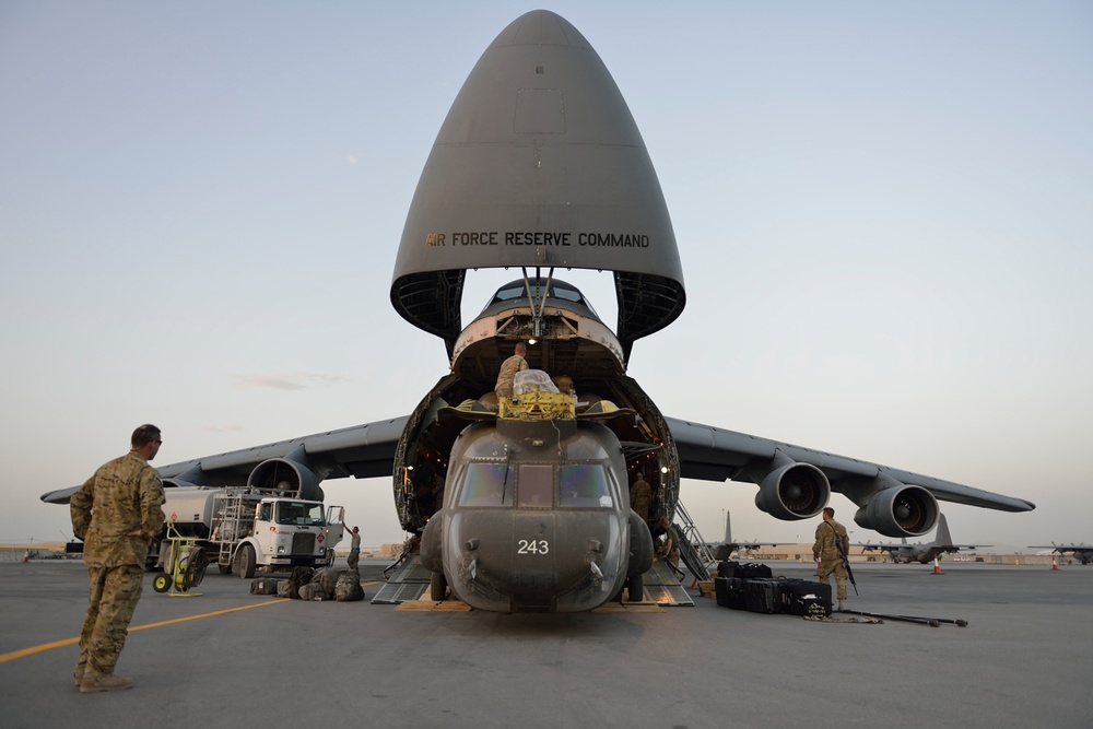 New York Army National Guard soldiers load CH-47 for trip home
