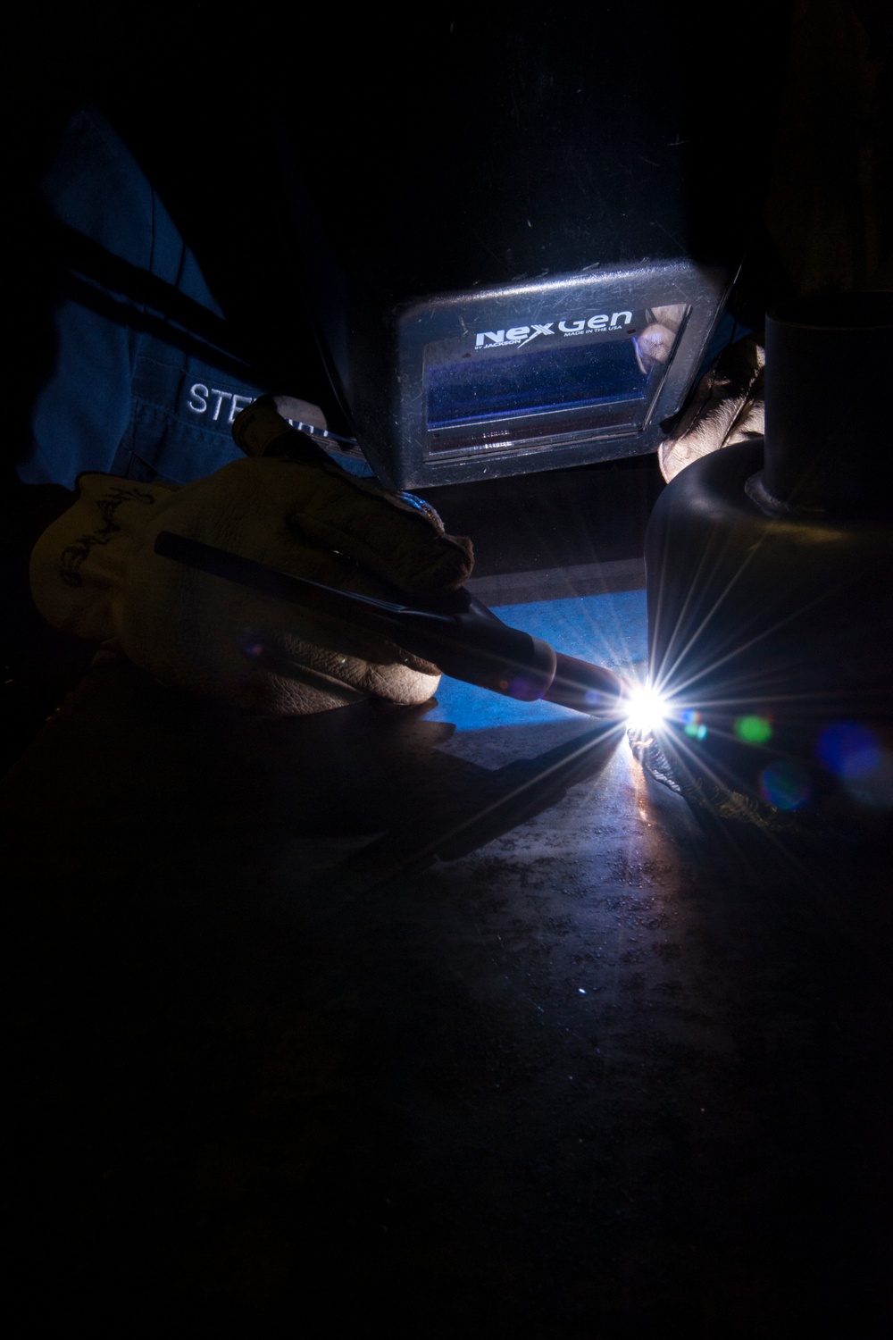 USS George HW Bush action