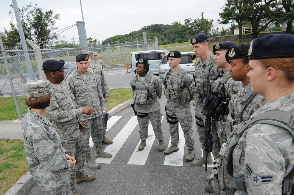 Lt. Gen. Judith Fedder visits Kadena