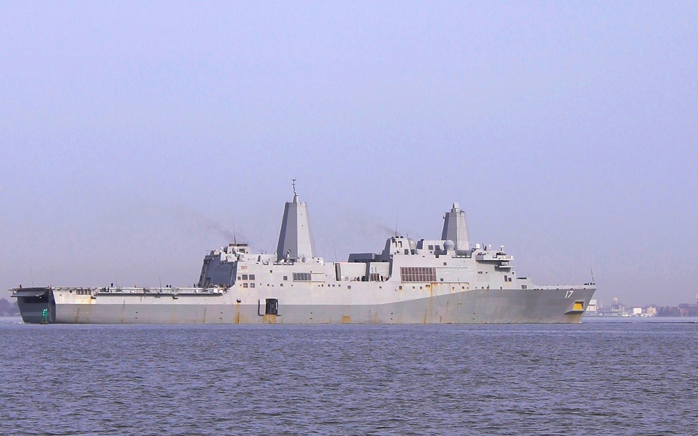 USS San Antonio action