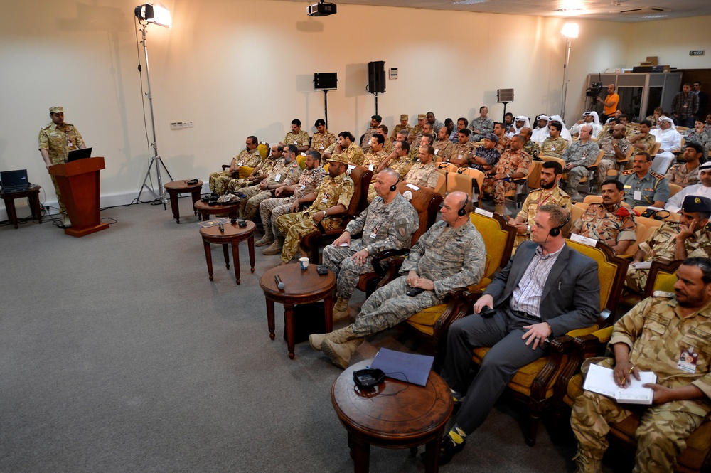US generals and allied forces leaders attend Eagle Resolve brief