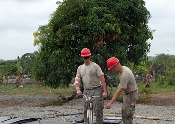 Airmen, soldiers work together on construction project in Panama