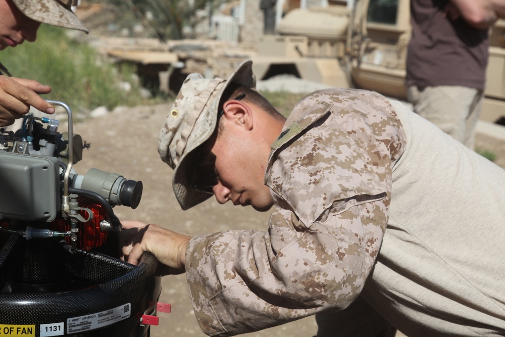 Soldiers and Marines practice with the Honeywell RQ-16 T-Hawk