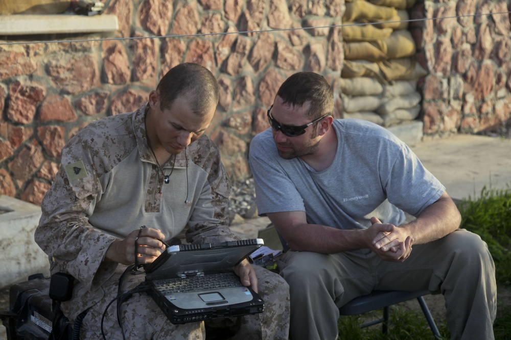 Soldiers and Marines practice with the Honeywell RQ-16 T-Hawk