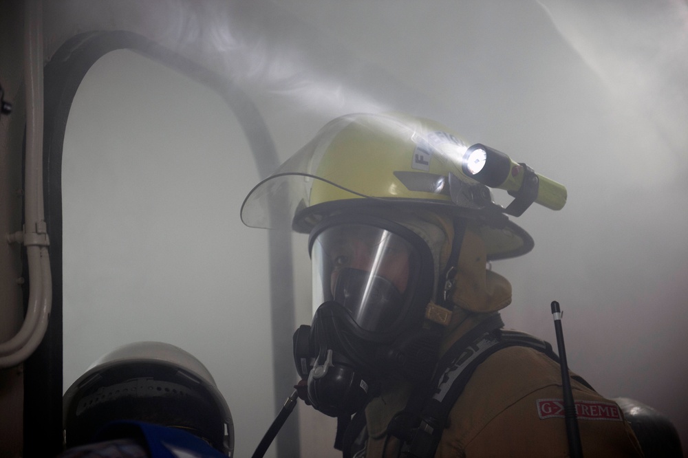 USS Curtis Wilbur integrated fire drill