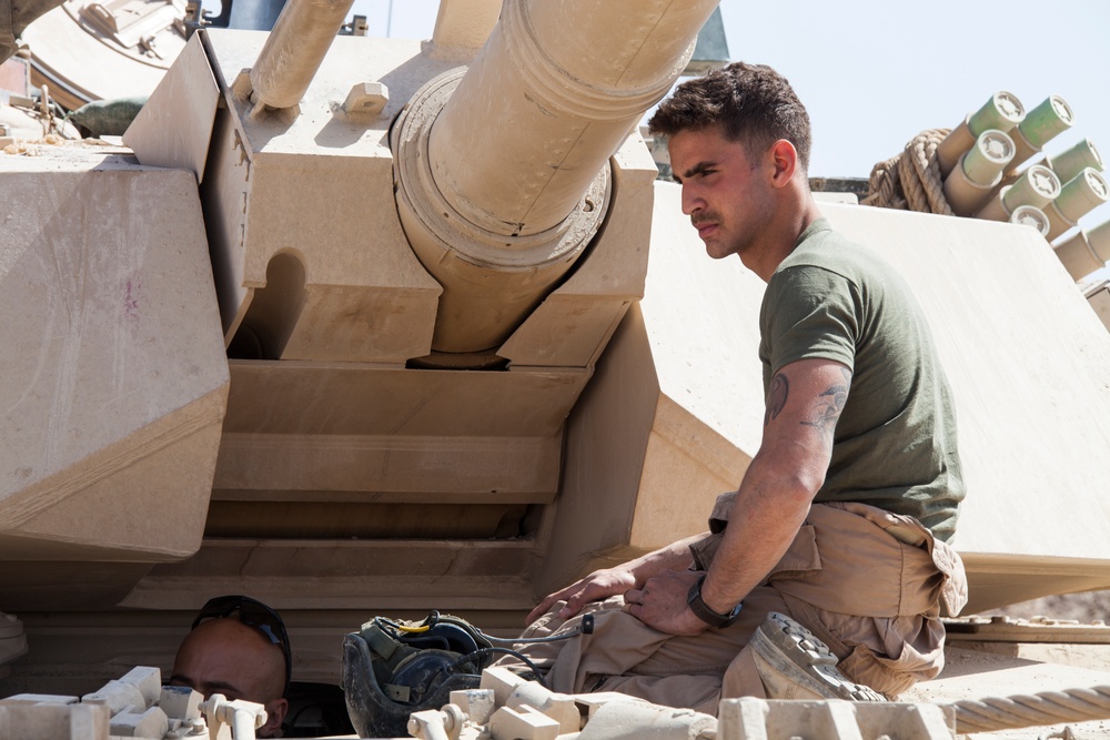 Delta Company tanks roll through Shir Ghazay