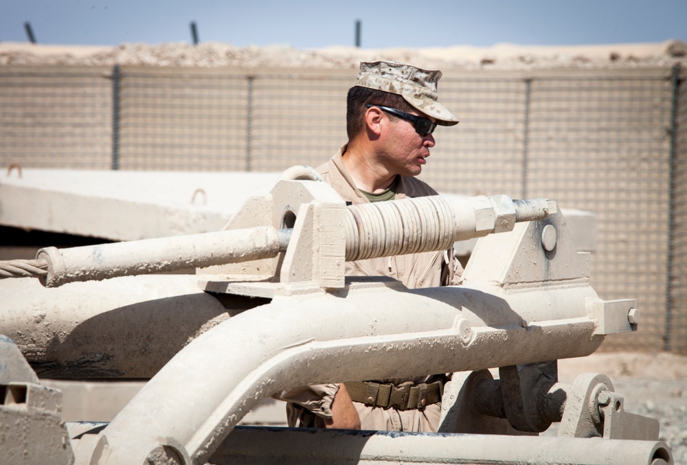 Delta Company tanks roll through Shir Ghazay