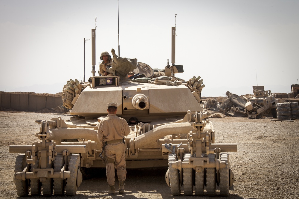 Delta Company tanks roll through Shir Ghazay