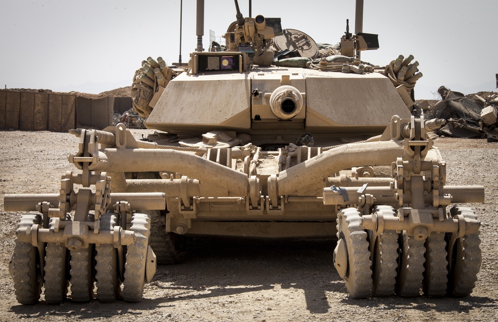 Delta Company tanks roll through Shir Ghazay