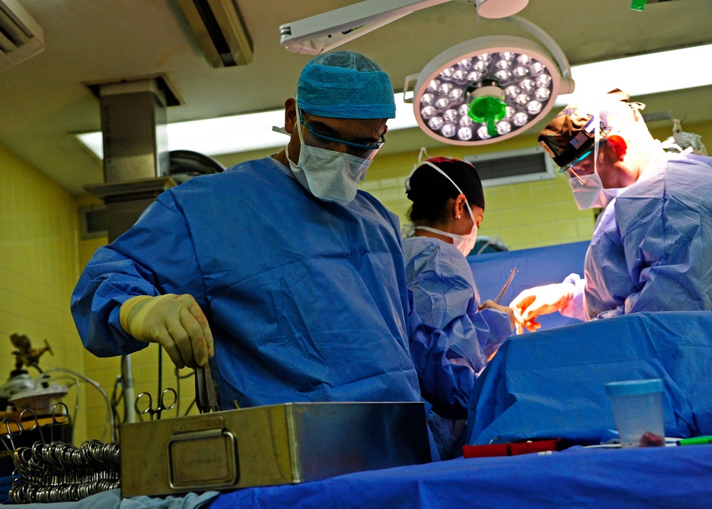 MST builds friendships, sharpens skills at Hospital Escuela