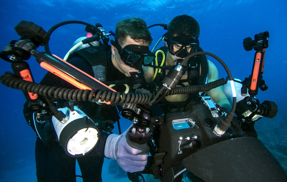 Underwater Photo Team