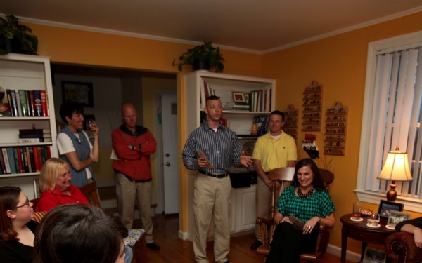 22nd MEU Gives Thanks to Family Readiness Volunteers