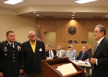 Tennessee officials commemorate 105th Army Reserve birthday