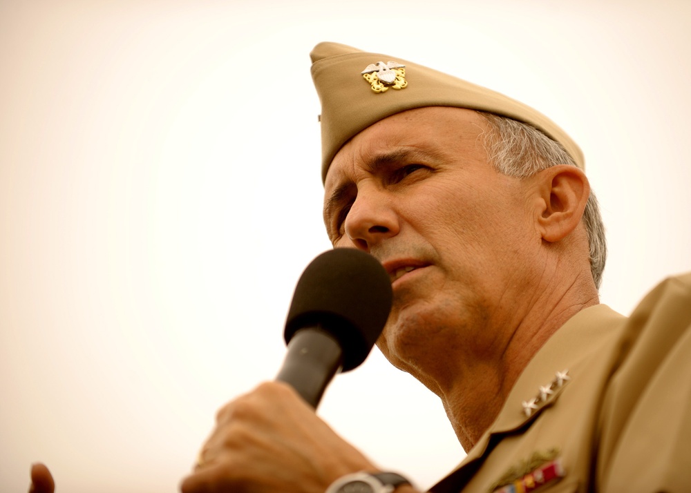 Commander, Naval Personnel Command visit NBVC
