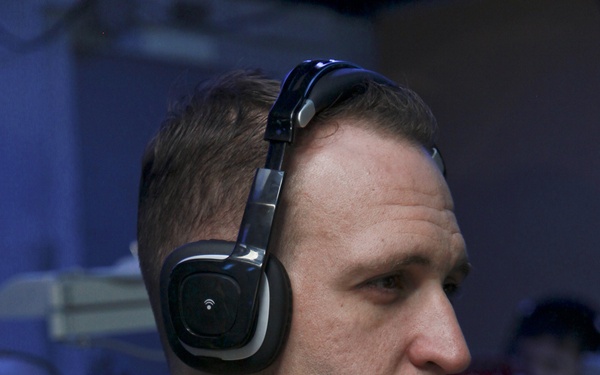 Maritime warriors practice calling for fire