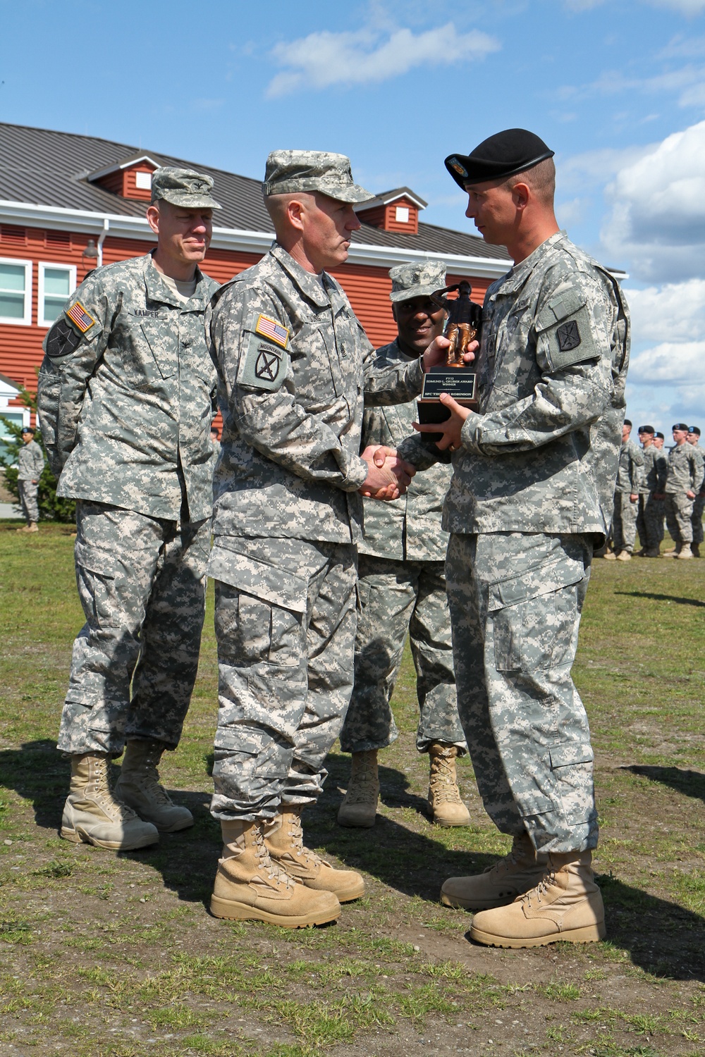 17th Fires Brigade soldier named best artilleryman of 2012