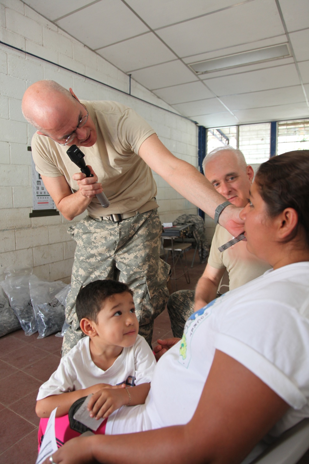 Medical operations in Caluco