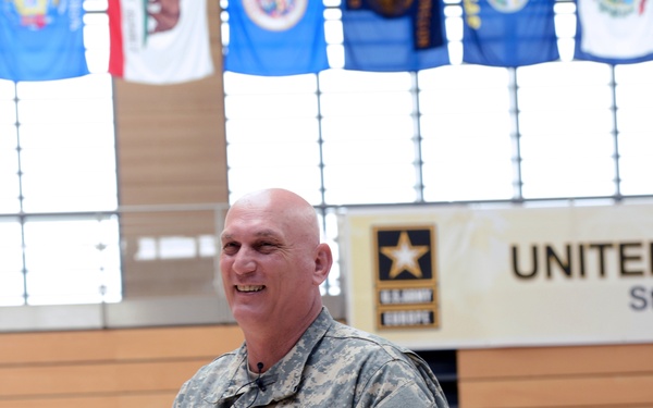 US Army Chief of Staff Gen. Raymond T. Odierno visits Wiesbaden