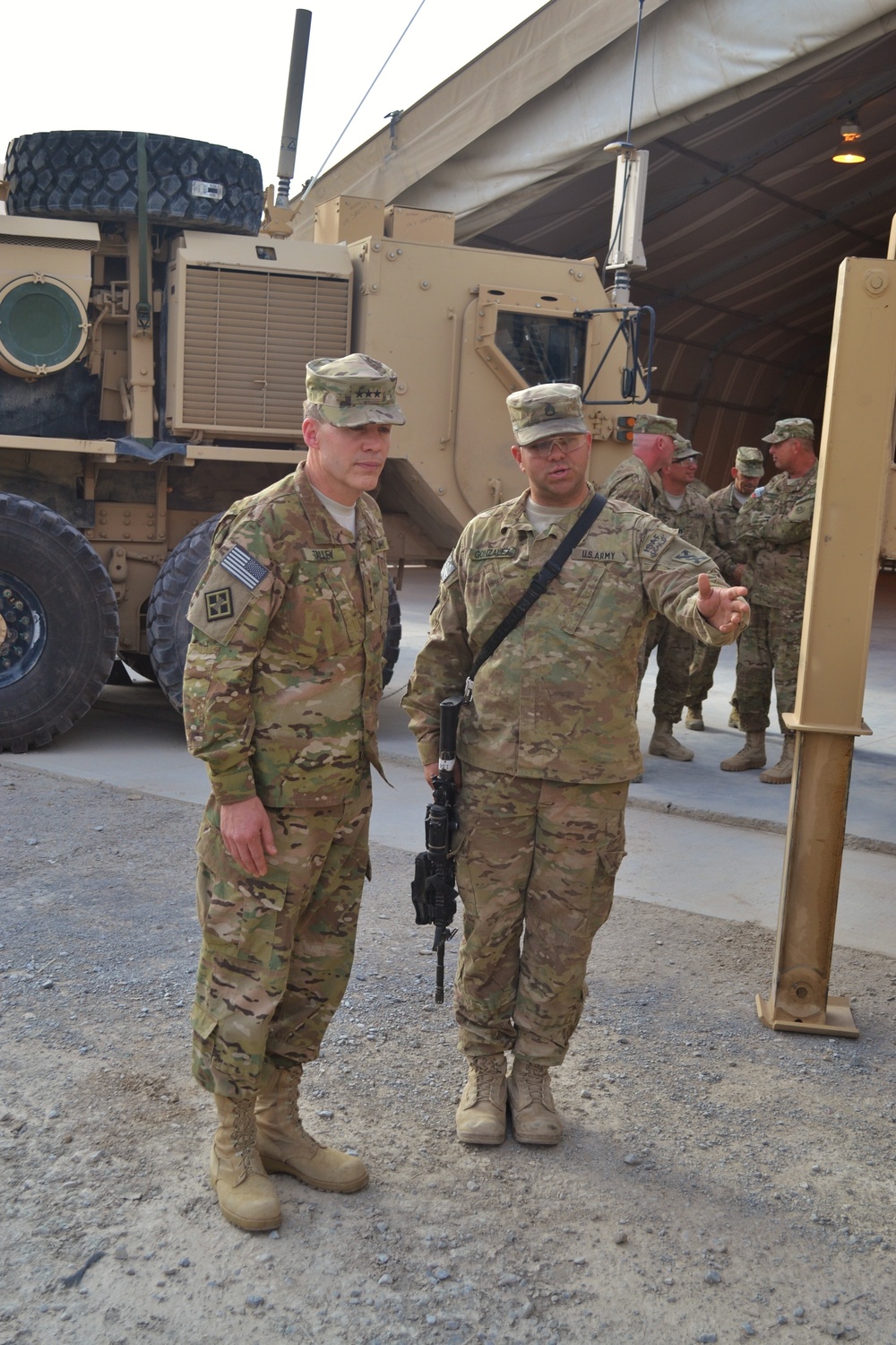 Chief of Army Reserve visits deployed soldiers