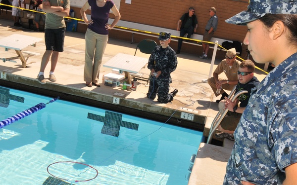 SPAWAR supports SeaPerch San Diego STEM event