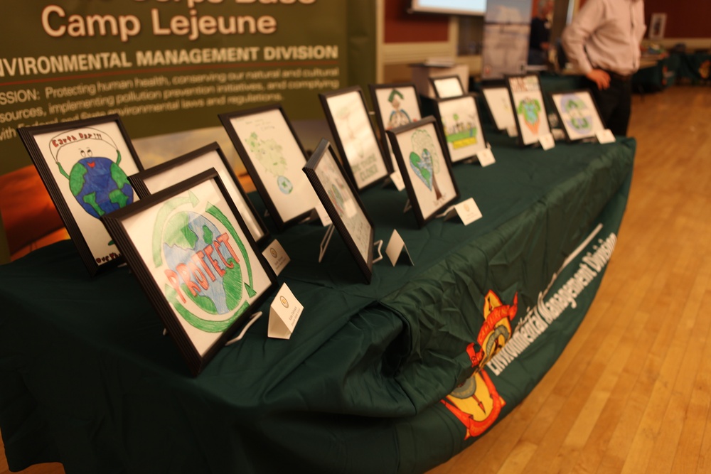 Displays, artwork teach Lejeune students about the environment April 24