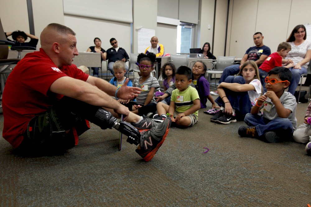 Wounded Warrior reads story about being different
