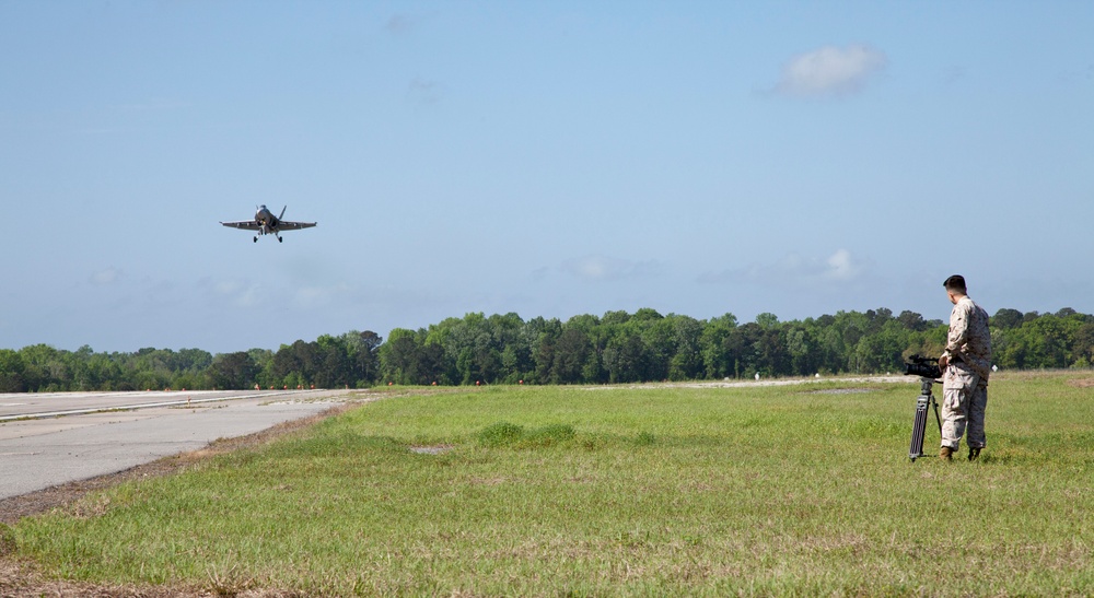 VMFA-312 Conducts Field Carrier Landing Practice