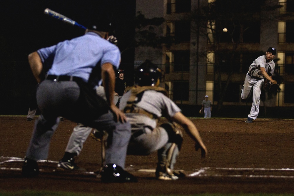 Golden Eagles scrape by Kings of Battle, 14-13, ends streak