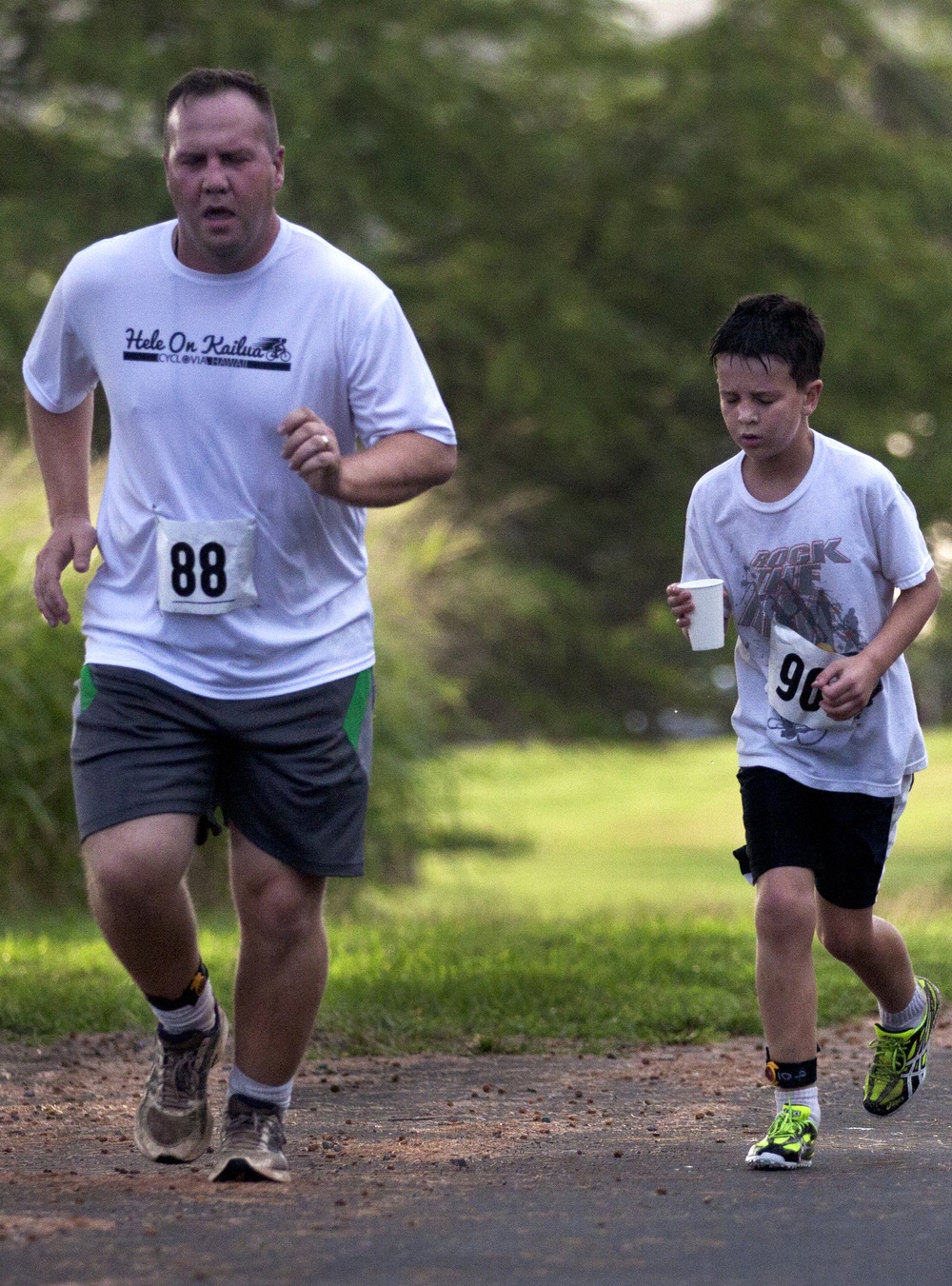 More than 100 run with morning sun during Surf and Turf 5K race