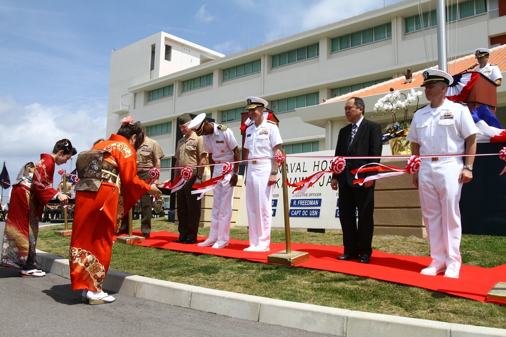 USNH Hosts Ceremony