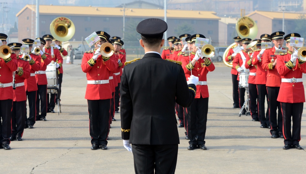 Lions battalion celebrates return to ROK