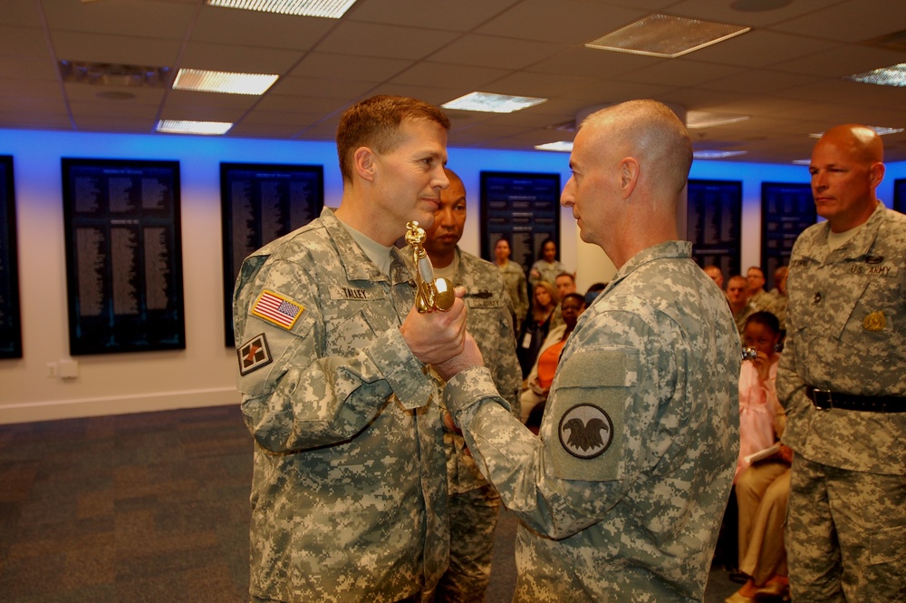 Thomas becomes 12th Command Sergeant Major of the Army Reserve