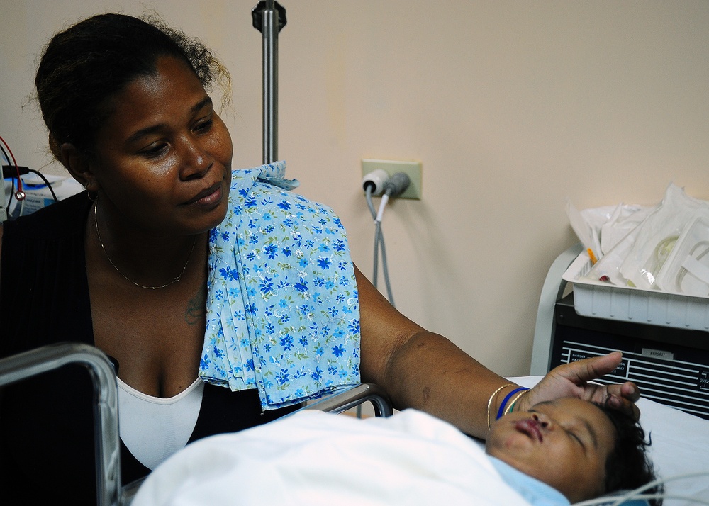 New Horizons surgical team changes lives in Belize