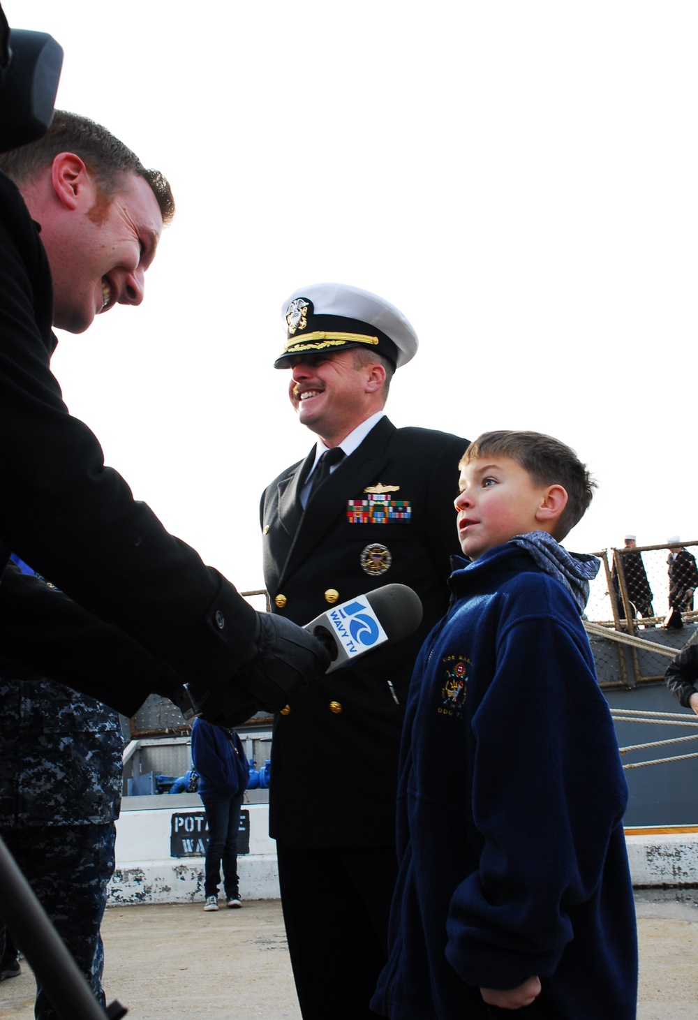 USS Mahan departure