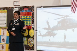 USARC soldiers share military experience with students