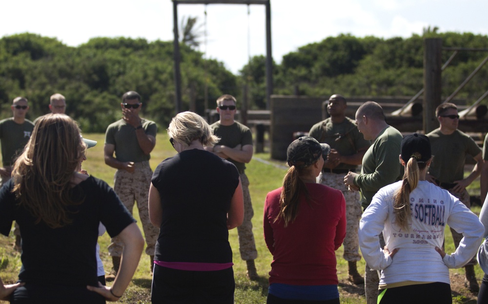 'Scarface' spouses strike: HMLA-367 holds first Jane Wayne Day for Marine Wives