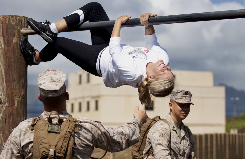 'Scarface' spouses strike: HMLA-367 holds first Jane Wayne Day for Marine Wives