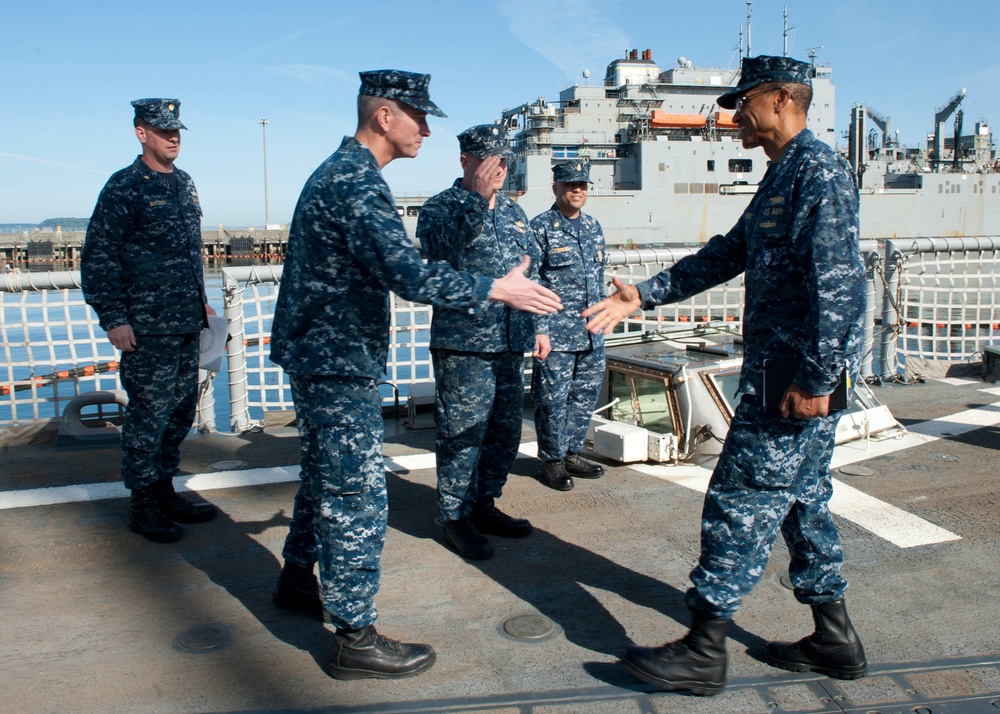 USS Rodney M. Davis