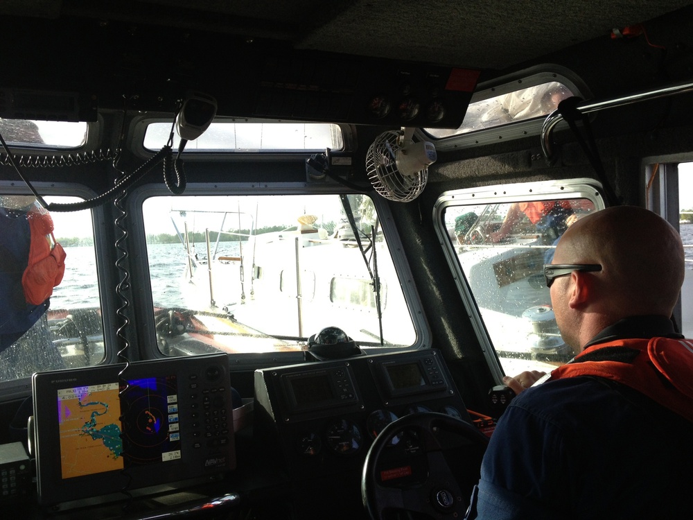 Coast Guard assists aground sailboat