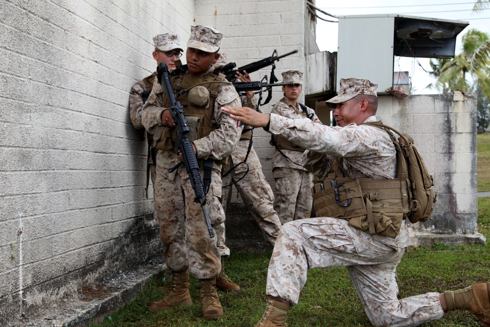 CLD trains for urban warfare