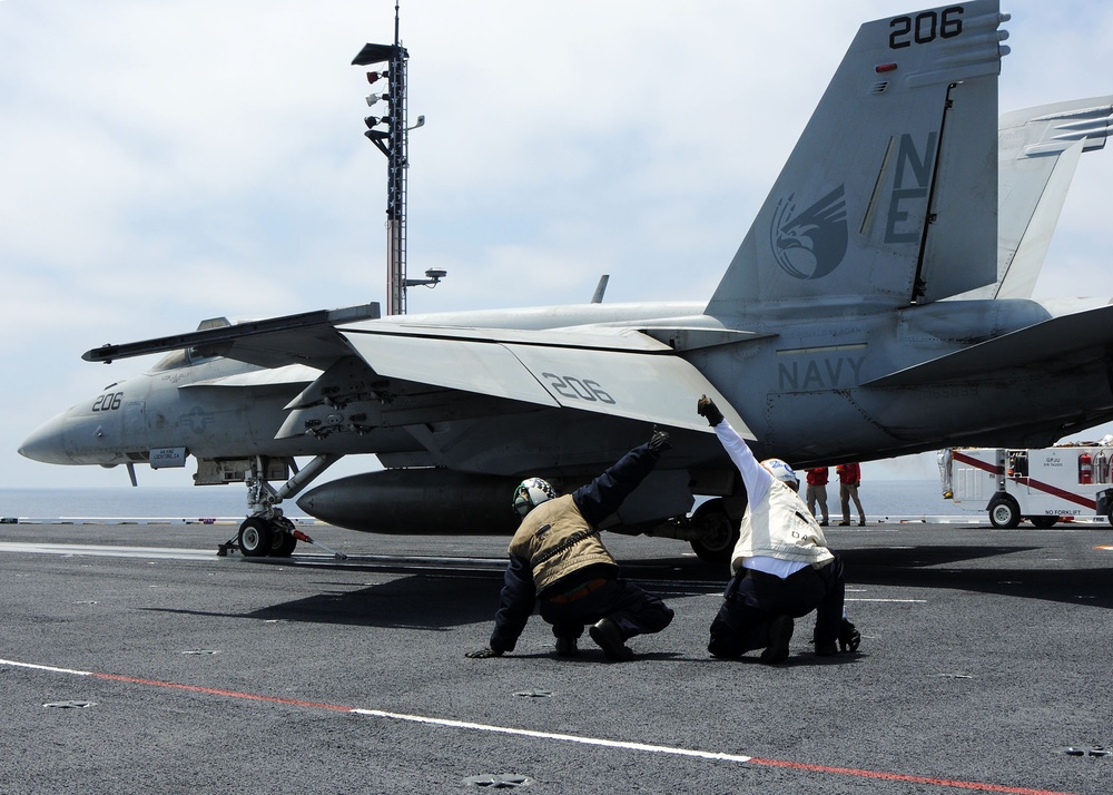 USS Ronald Reagan flight deck action