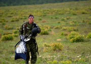 Emerald Warrior-American Canadian Airborne OP