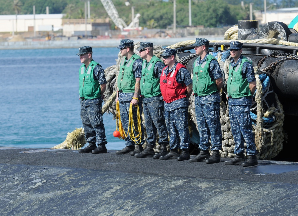 USS Albuquerque in Guam for maintenance